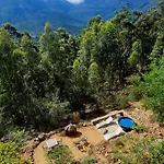Cabin In Da Woods
